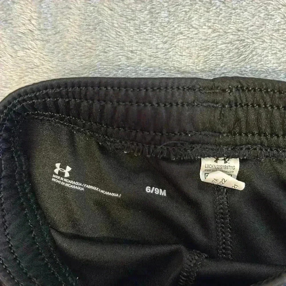 Under Armour - pull on sport shorts. Size 6-9 months - Picture 2 of 3